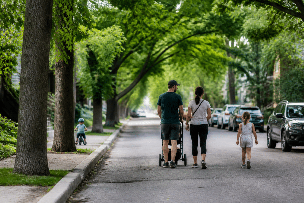 Rue residentielles arbres verdure familles enfants parc