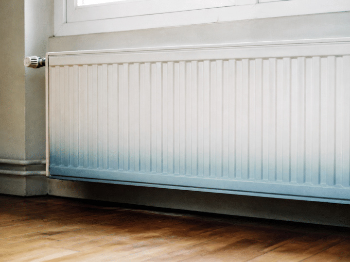 Pourquoi un radiateur ne chauffe pas en bas et comment le réparer